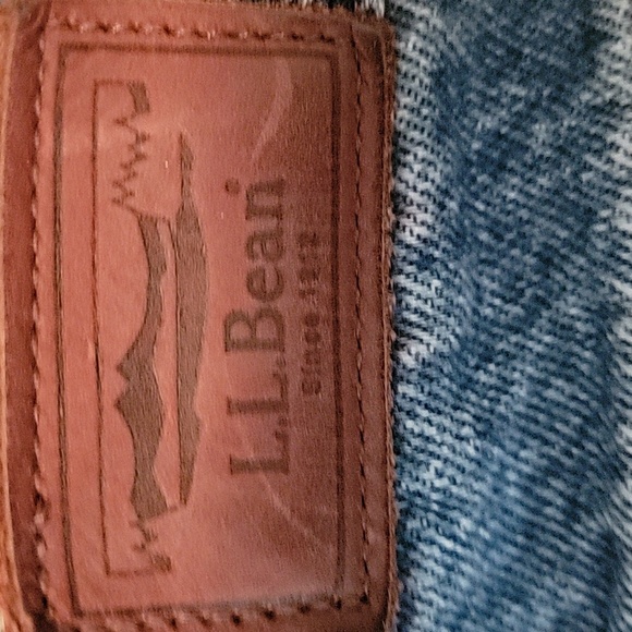 LL BEAN Double L fleece lined, relaxed fit jeans.  44X30 - Picture 4 of 11
